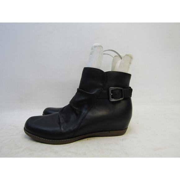 Dansko Womens Size 40 EUR Black Leather Slouch Zip Ankle Fashion Boots Bootie - Picture 1 of 11